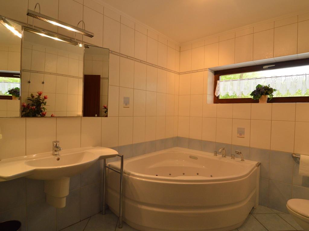Modish Holiday Home In Waimes With Sauna Εξωτερικό φωτογραφία
